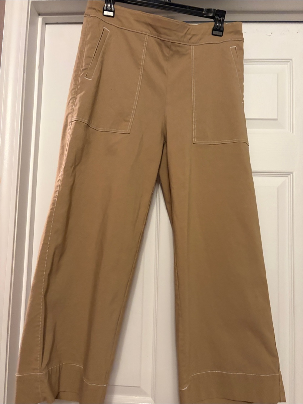 Chico's Wide-Leg Chino Crop Pants in Tan with Patch Pockets